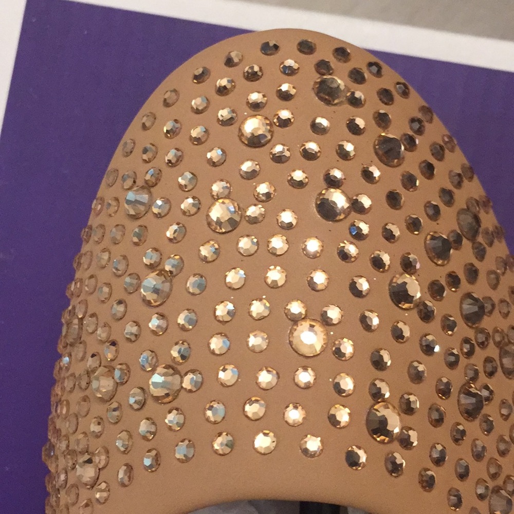 ✨Sparkly holiday flats.✨